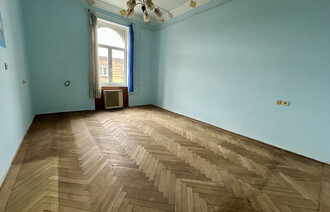 Eladó Téglaépítésű lakás