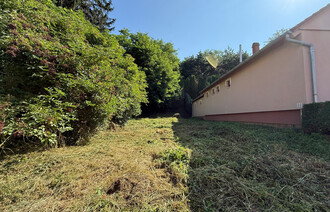 Eladó Telek