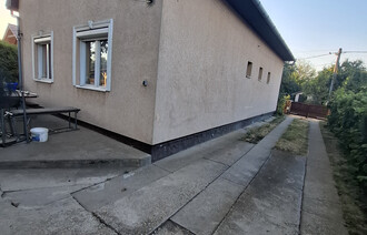 Eladó Családi ház