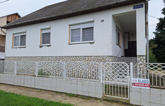 Eladó Családi ház