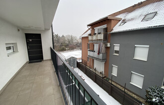 Eladó Téglaépítésű lakás