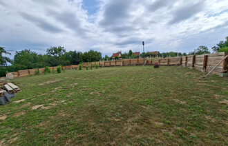 Eladó Telek