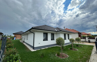 Eladó Családi ház