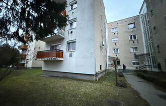 Eladó Társasházi lakás