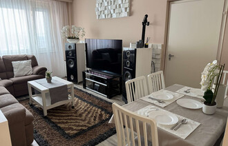 Eladó Társasházi lakás