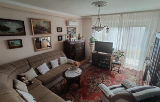 Eladó Téglaépítésű lakás