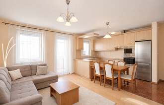 Eladó Társasházi lakás