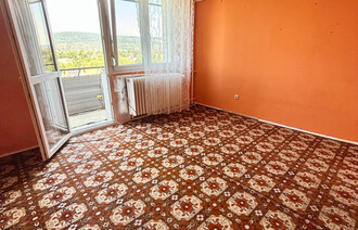 Eladó Társasházi lakás