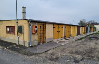 Kiadó Garázs
