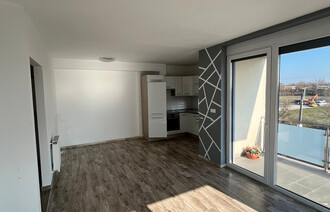 Eladó Társasházi lakás