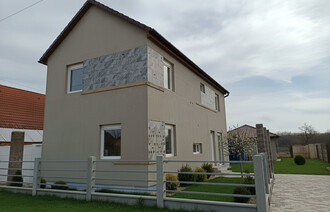 Eladó Családi ház