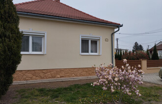 Eladó Családi ház