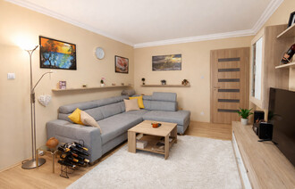 Eladó Társasházi lakás