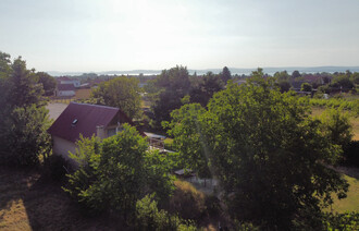 Eladó Telek