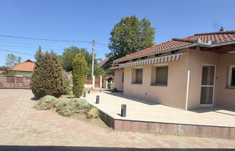 Eladó Családi ház