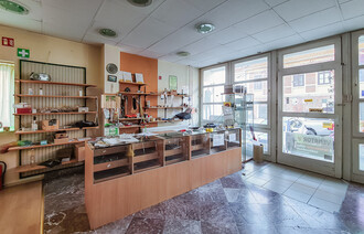 Kiadó Üzlethelyiség