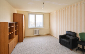 Eladó Társasházi lakás