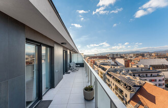 Eladó Téglaépítésű lakás