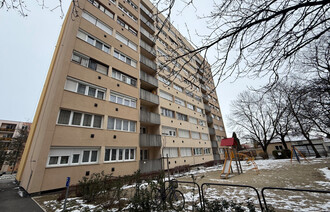 Eladó Társasházi lakás