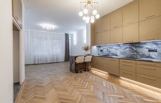 Eladó Téglaépítésű lakás