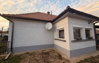 Eladó Családi ház