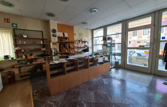 Kiadó Üzlethelyiség