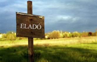 Eladó Telek