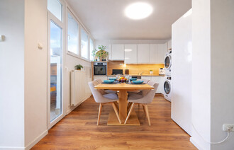 Eladó Téglaépítésű lakás