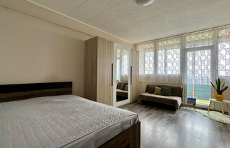 Eladó Társasházi lakás