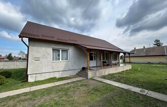 Eladó Családi ház
