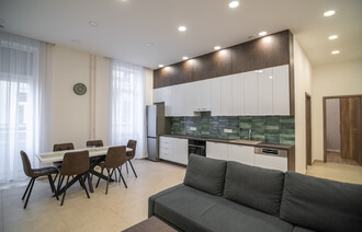 Eladó Téglaépítésű lakás