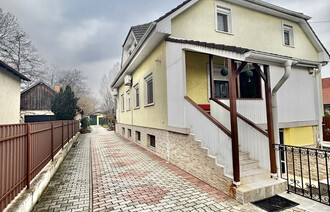 Eladó Ikerház