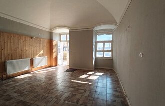 Eladó Üzlethelyiség