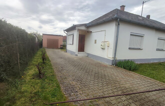 Eladó Családi ház