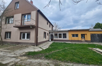 Kiadó Családi ház