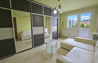 Eladó Társasházi lakás