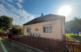 Eladó Családi ház