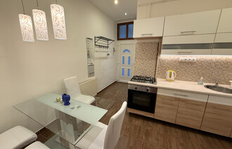 Kiadó Társasházi lakás