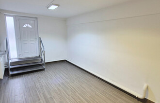 Kiadó Üzlethelyiség