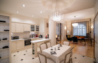 Eladó Téglaépítésű lakás