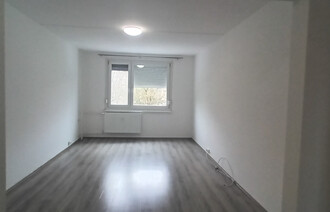 Eladó Társasházi lakás