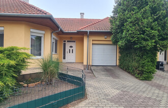 Eladó Társasházi lakás