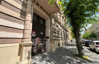Eladó Társasházi lakás
