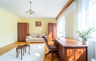 Eladó Téglaépítésű lakás