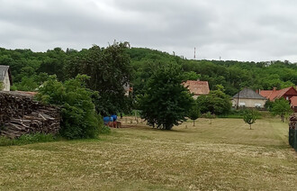 Eladó Telek