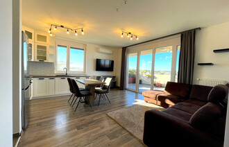 Eladó Társasházi lakás