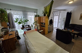 Eladó Üzlethelyiség