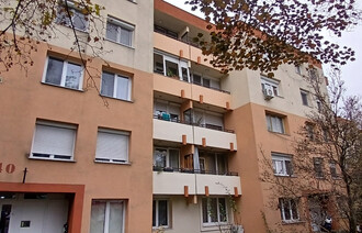 Eladó Társasházi lakás