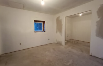 Eladó Társasházi lakás