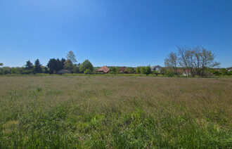 Eladó Telek
